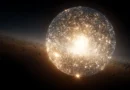 科学者たちは、地球外文明が「ダイソン球」を使ってブラックホールからエネルギーを吸い上げている可能性があると考えている
